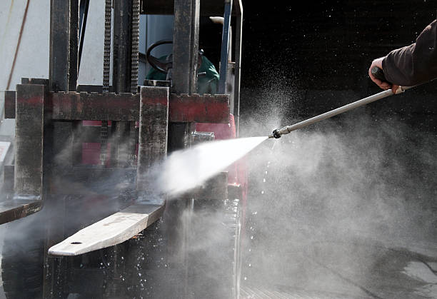 Aromas, CA Pressure Washing Services Company